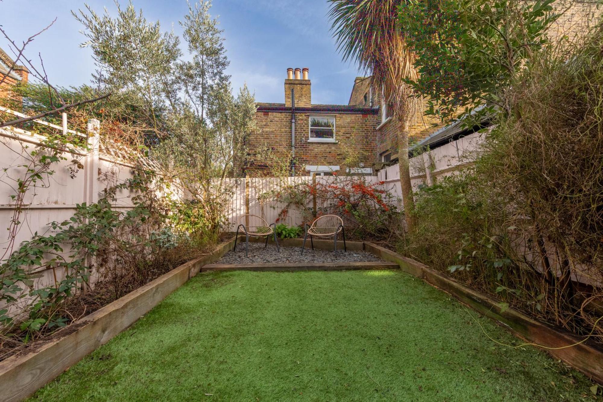Tranquil 1 Bedroom Flat In Peckham *